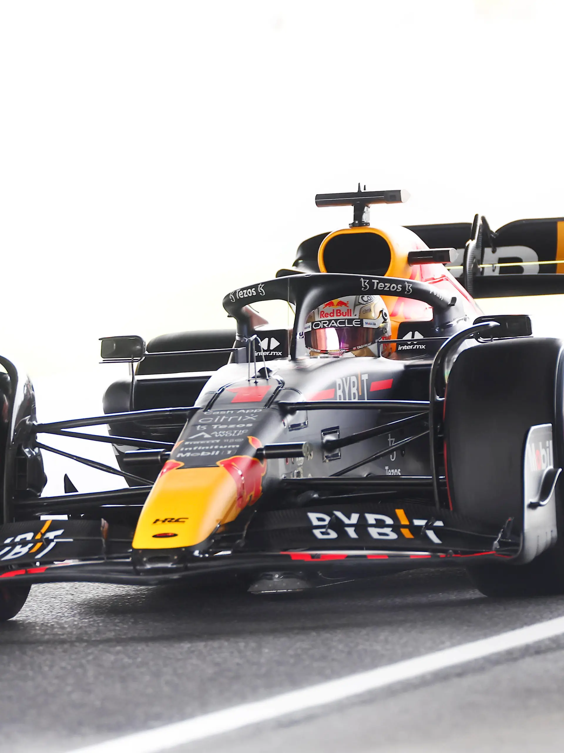 Formula 1 2022: Japanese GP SUZUKA, JAPAN - OCTOBER 08: Max Verstappen, Red Bull Racing RB18 during the Japanese GP at Suzuka on Saturday October 08, 2022 in Suzuka, Japan. Photo by Steven Tee / LAT Images Images PUBLICATIONxINxGERxSUIxAUTxHUNxONLY GP2218_040133_67A1443 