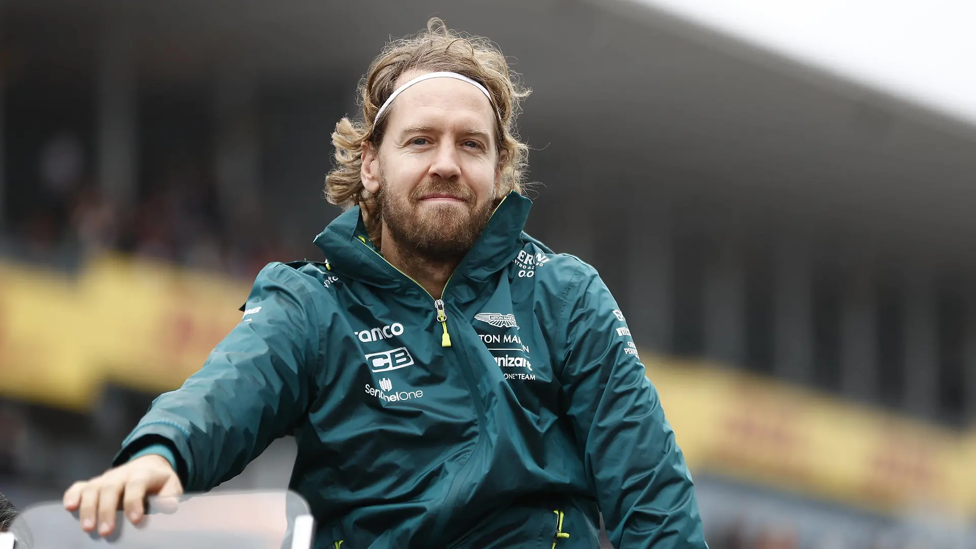 RECORD DATE NOT STATED Formula 1 2022: Japanese GP SUZUKA, JAPAN - OCTOBER 09: Sebastian Vettel, Aston Martin drivers parade during the Japanese GP at Suzuka on Sunday October 09, 2022 in Suzuka, Japan. Photo by Andy Hone / LAT Images Images PUBLICATIONxINxGERxSUIxAUTxHUNxONLY GP2218_220548_ONY2210