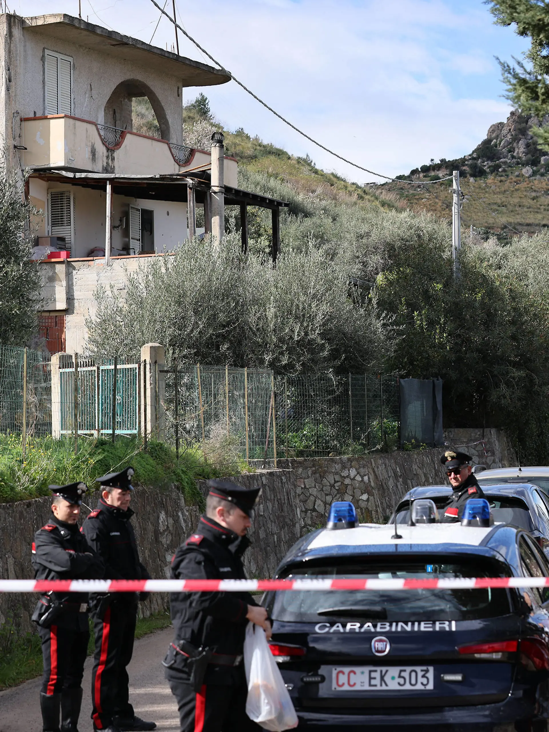 ALTAVILLA MILICIA TRIPLE MURDER A MAN KILLS HIS WIFE AND TWO CHILDREN AGED 5 AND 16, THE OLDEST, 17 YEARS OLD, WAS SAVED in the photo the house where Giovanni Barreca killed his wife and two children aged 5 and 16 Altavilla Milicia PA Italy PUBLICATIONxNOTxINxFRAxESPxUKxUSAxBELxPOL Copyright: xIPA/ABACAx