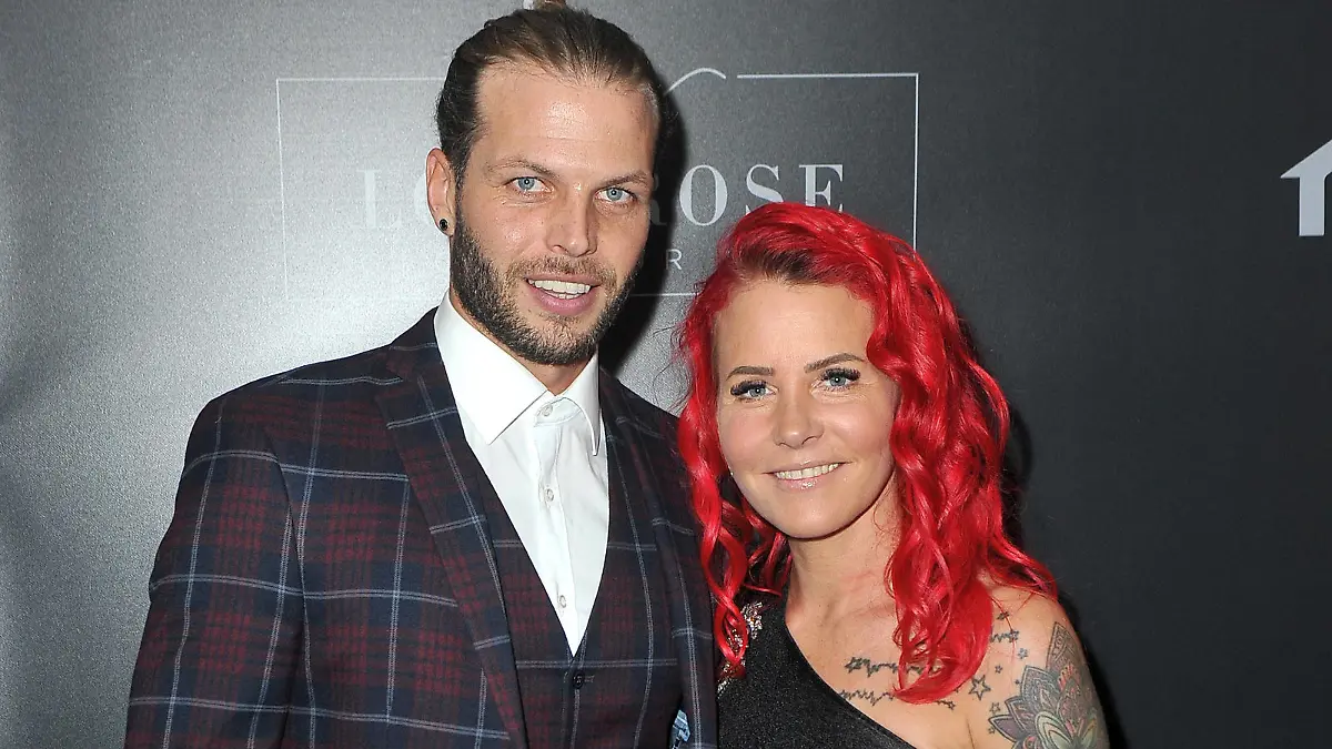 All Together Charity-Gala. Dennis und Dana Diekmeier anläßlich der All Together Charity-Gala am 05.12.2023 im Wintervariete Heidelberg. 20231205MWI113264 *** All Together Charity Gala Dennis and Dana Diekmeier on the occasion of the All Together Charity Gala on 05 12 2023 at the Wintervariete Heidelberg 20231205MWI113264