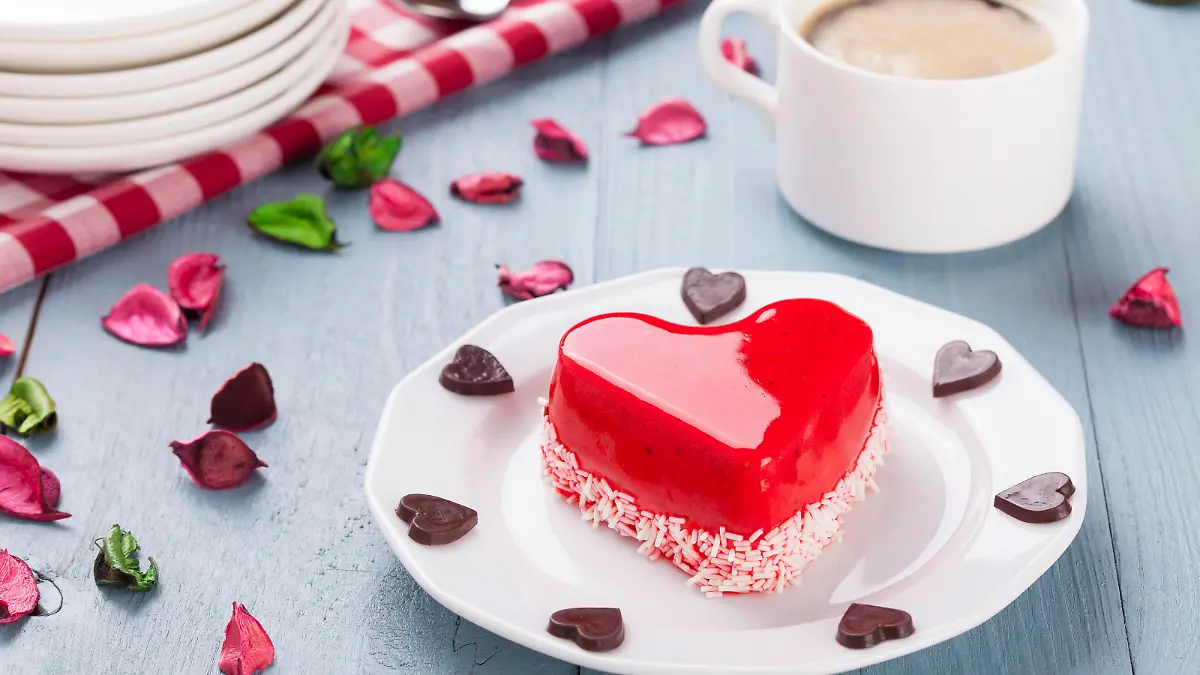 Sweet Valentine's cake - blue woodboard