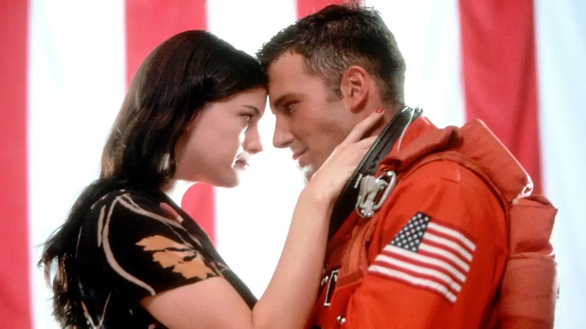 Armageddon

Grace Stamper (Liv Tyler) liebt A.J. Forst (Ben Affleck), was Grace Vater Harry nicht gerade gefllt.

6, 20.15 h, A, k

Michael Bay