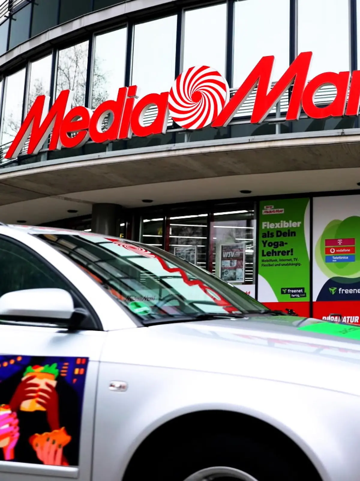 MediaMarktSaturn und Uber vereinbaren deutschlandweite Partnerschaft.