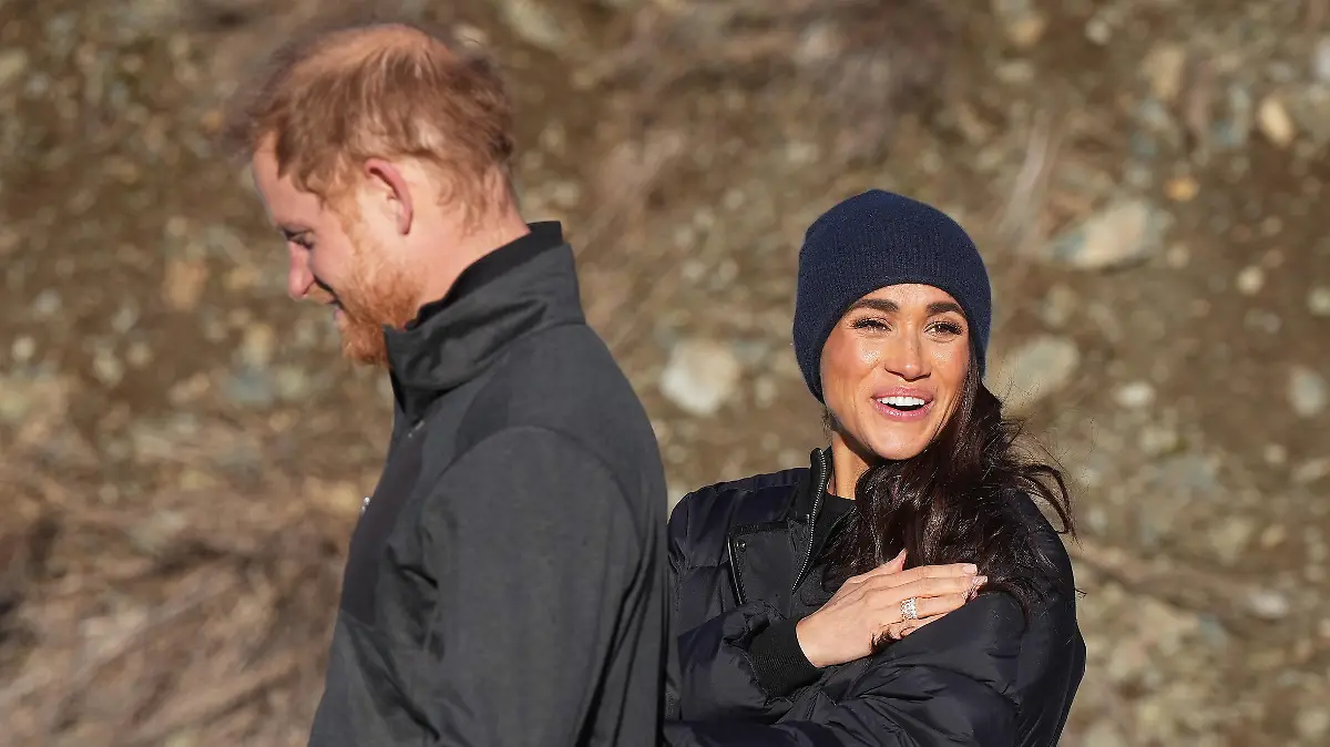 February 15, 2024, Whistler, Bc, CANADA: Prince Harry and Meghan Markle, the Duke and Duchess of Sussex, walk together after Harry slid down the track on a skeleton sled a second time while attending an Invictus Games training camp, in Whistler, B.C., Thursday, Feb. 15, 2024. Invictus Games Vancouver Whistler 2025 is scheduled to take place from Feb. 8 to 16, 2025 and will for the first time feature winter sports. (Credit Image: © Darryl Dyck/The Canadian Press via ZUMA Press)