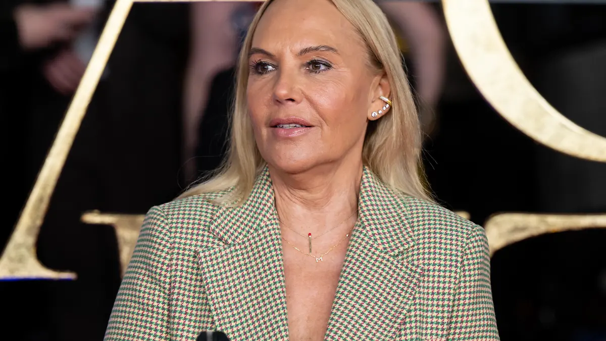 07.11.2022, Bayern, München: Natascha Ochsenknecht, kommt im Gärtnerplatztheater zur Deutschlandpremiere des Films «The Magic Flute · Das Vermächtnis der Zauberflöte». (zu dpa "Klassik gehört für Natascha Ochsenknecht zur Musikerziehung dazu") Foto: Sven Hoppe/dpa +++ dpa-Bildfunk +++