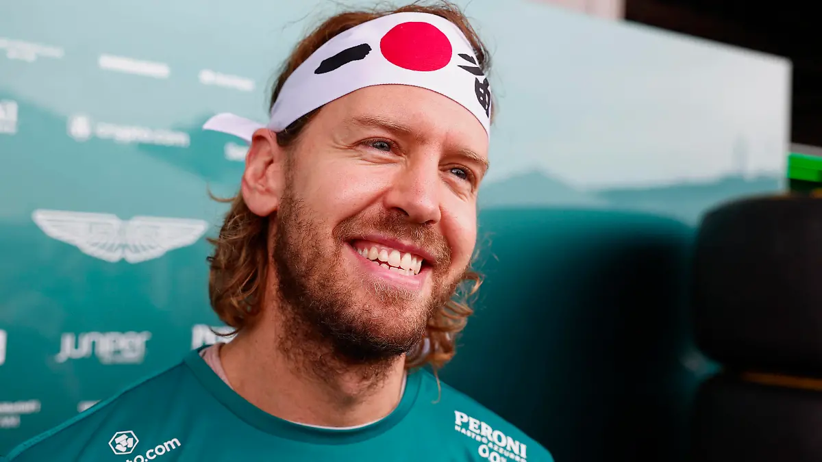 Formula 1 2022: Japanese GP SUZUKA, JAPAN - OCTOBER 06: Sebastian Vettel, Aston Martin during the Japanese GP at Suzuka on Thursday October 06, 2022 in Suzuka, Japan. Photo by Steven Tee / LAT Images Images PUBLICATIONxINxGERxSUIxAUTxHUNxONLY GP2218_033555_67A4483