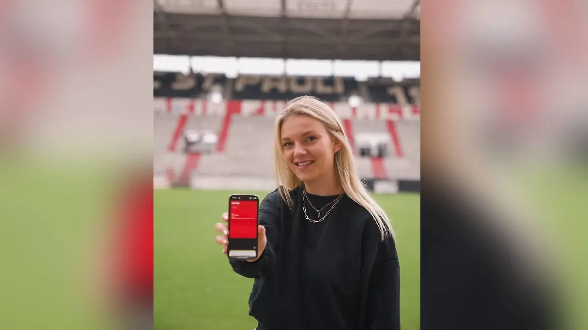 Lara Weber arbeitet als Digital Campaign Managerin beim FC St. Pauli.