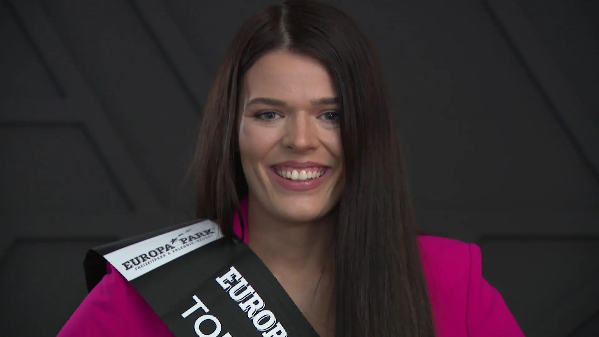 Ann-Kathrin Lange aus Bad Gandersheim ist aktuell unter den Top 10 für das Finale der Miss Germany Wahl und erfolgreiche IT-Managerin.