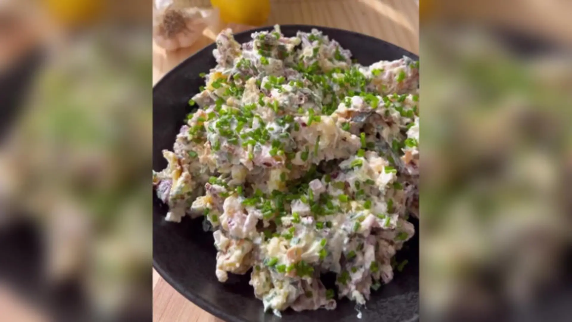 Crispy Smashed Potatoes Salad