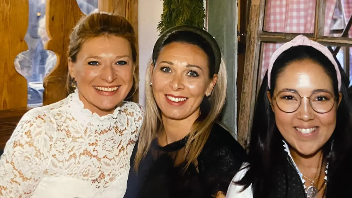 Christine Schmitt mit Freundinnen