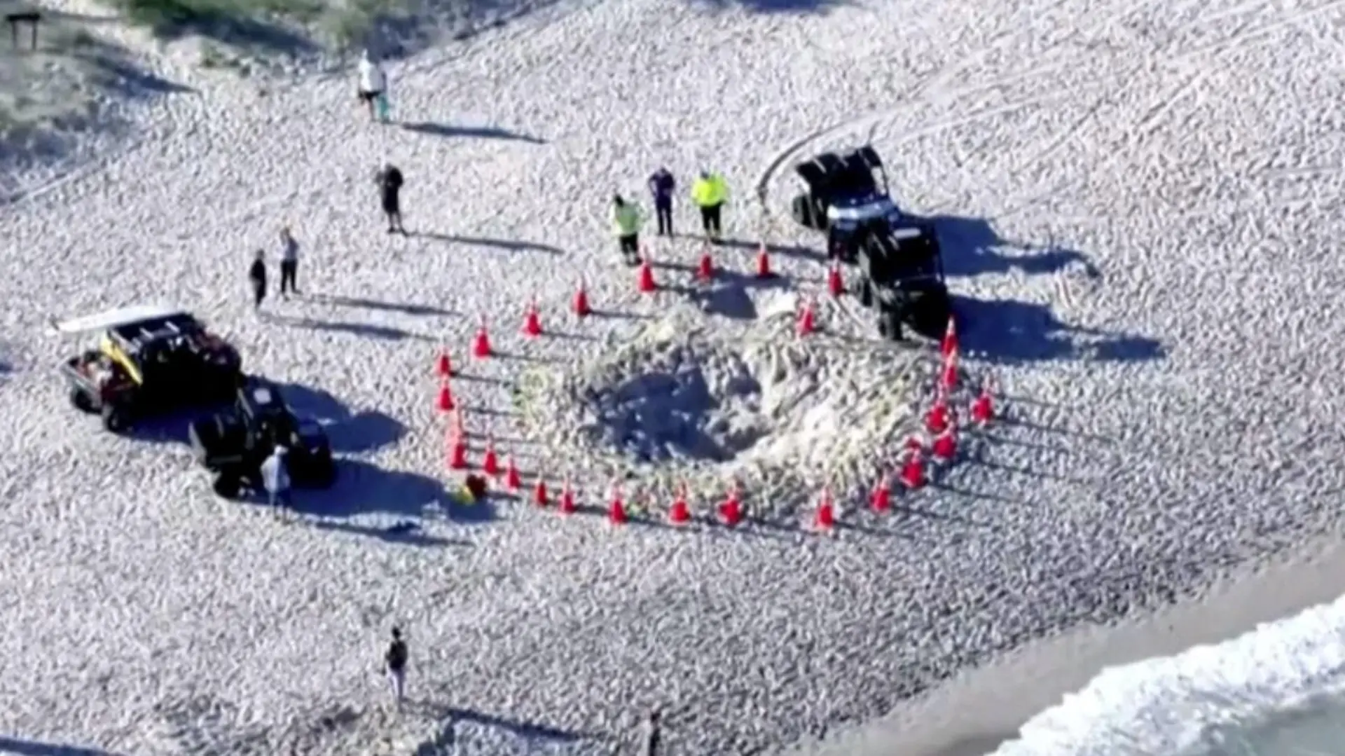 Die Geschwister gruben 1,50 bis 1,80 Meter tief, doch ihre Konstruktion war nicht stabil genug.