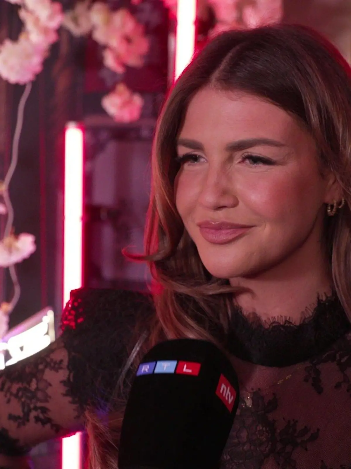 Farina Opoku mit einem ganz neuen Lebensgefühl im RTL-Interview