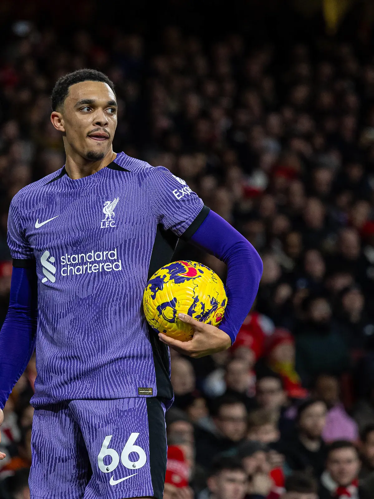 Football - FA Premier League - Arsenal FC v Liverpool FC LONDON, ENGLAND - Sunday, February 4, 2024: Liverpool s Trent Alexander-Arnold during the FA Premier League match between Arsenal FC and Liverpool FC at the Emirates Stadium. Photo by David Rawcliffe/Propaganda LONDON Emirates Stadium GREATER LONDON ENGLAND PUBLICATIONxNOTxINxUK Copyright: xDavidxRawcliffex P2024-02-04-Arsenal_Liverpool-26