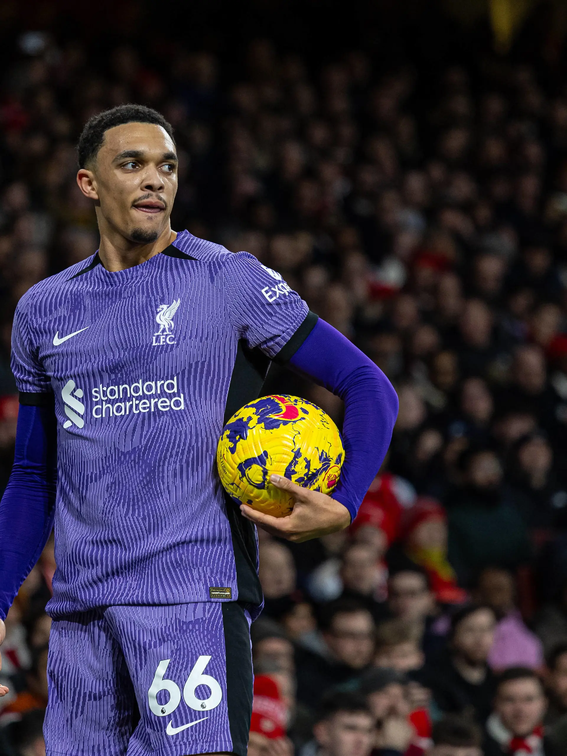 Football - FA Premier League - Arsenal FC v Liverpool FC LONDON, ENGLAND - Sunday, February 4, 2024: Liverpool s Trent Alexander-Arnold during the FA Premier League match between Arsenal FC and Liverpool FC at the Emirates Stadium. Photo by David Rawcliffe/Propaganda LONDON Emirates Stadium GREATER LONDON ENGLAND PUBLICATIONxNOTxINxUK Copyright: xDavidxRawcliffex P2024-02-04-Arsenal_Liverpool-26