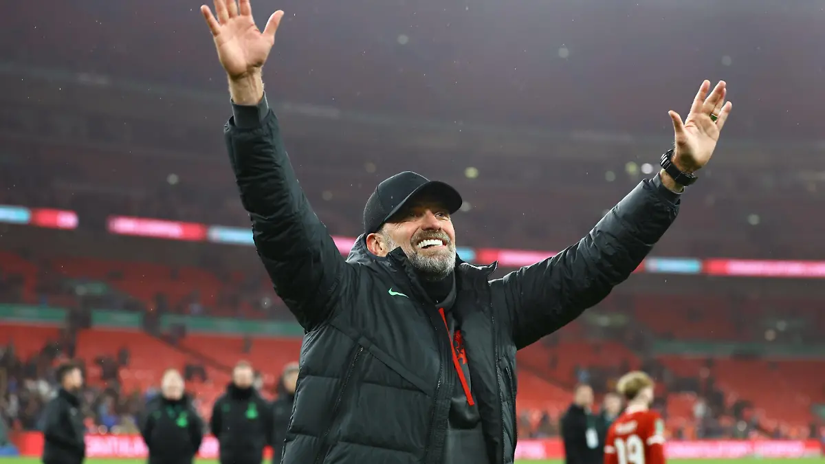Liverpool manager Jurgen Klopp celebrates after the full time whistle Chelsea v Liverpool, EFL Carabao Cup Final, Football, Wembley Stadium, London, UK - 25 Feb 2024 EDITORIAL USE ONLY No use with unauthorised audio, video, data, fixture lists, club/league logos or live services. Online in-match use limited to 120 images, no video emulation. No use in betting, games or single club/league/player publications. PUBLICATIONxINxGERxSUIxAUTxHUNxGRExMLTxCYPxROUxBULxUAExKSAxONLY Copyright: xKieranxMcManus/Shutterstockx 14355229jw
