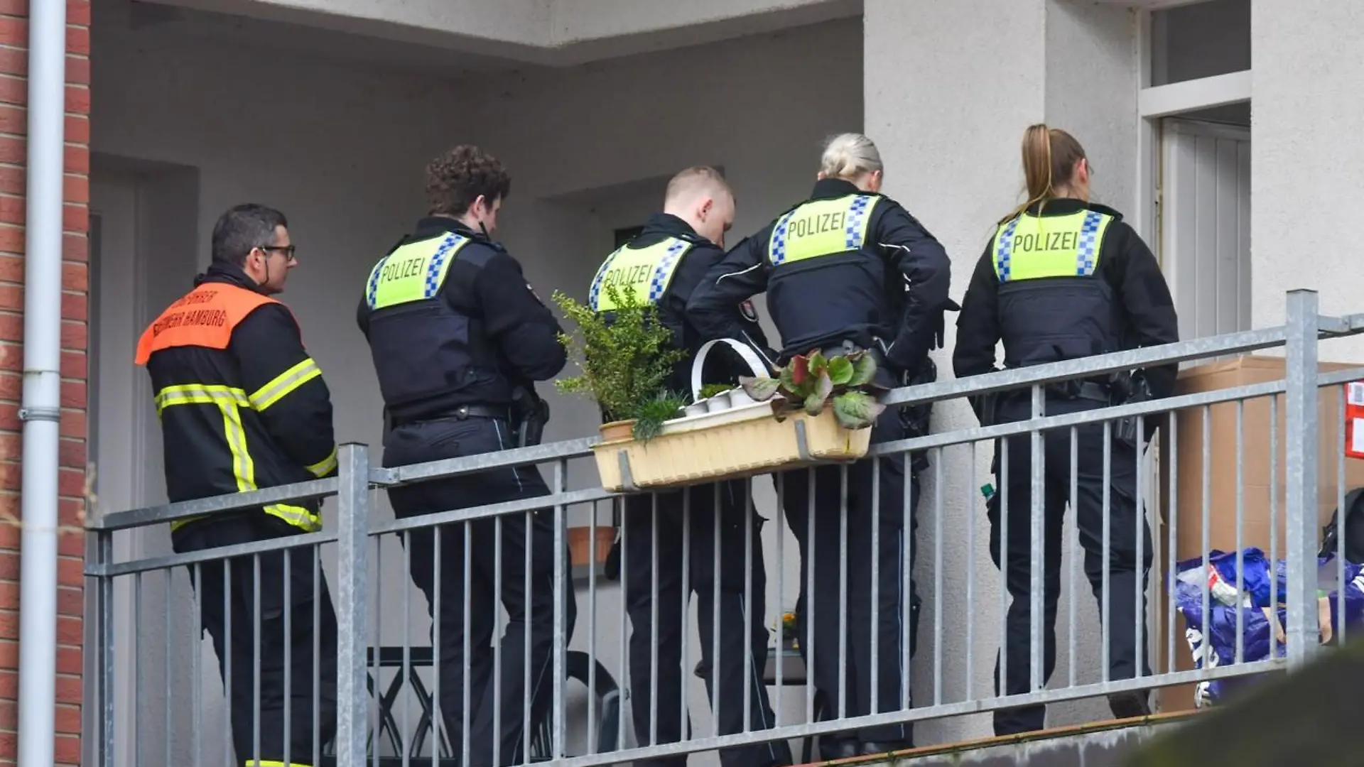 In Hamburg-Billstedt ist ein Junge (3) trotz Reanimationsversuche gestorben.