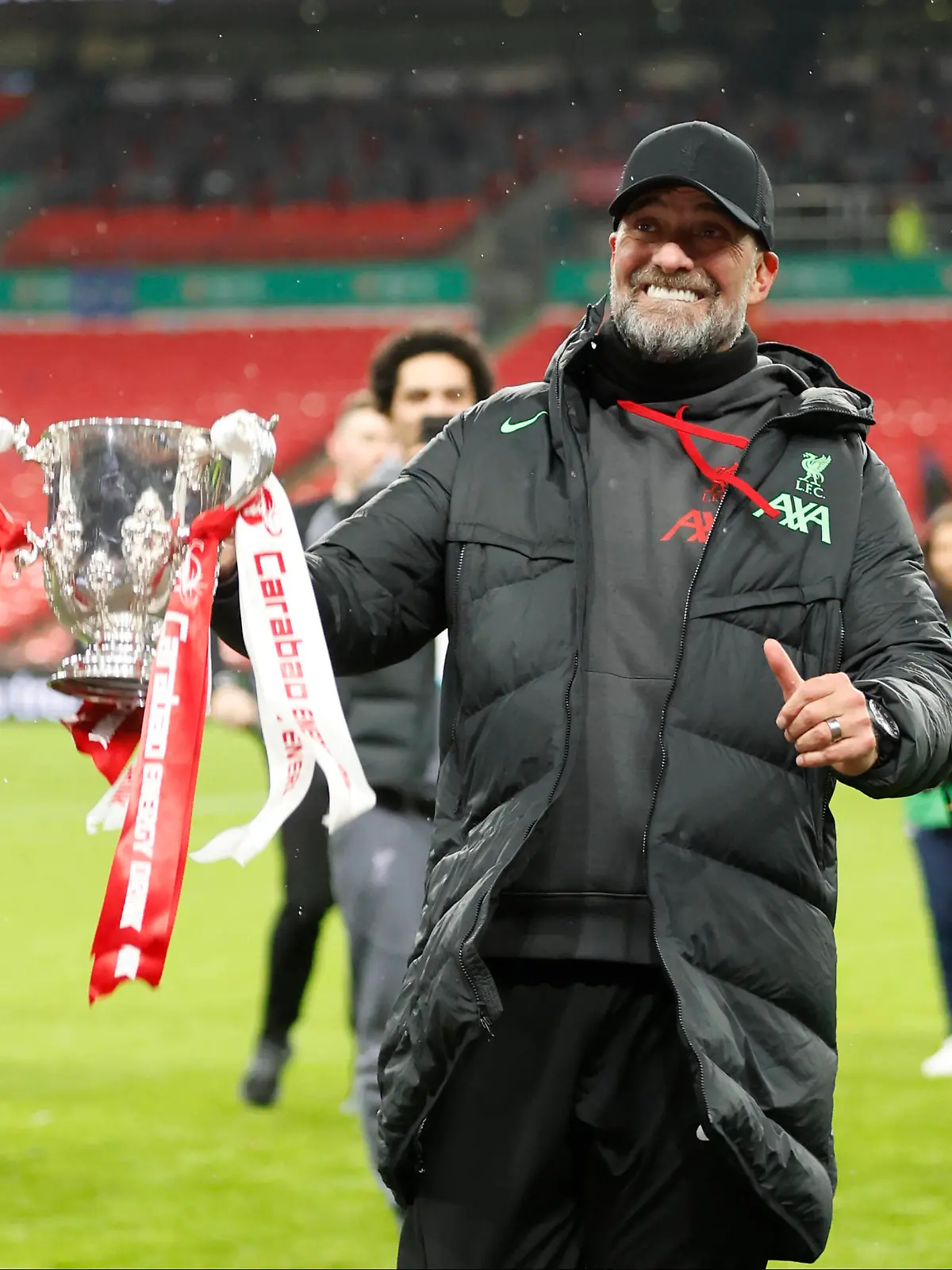 Chelsea v Liverpool - Carabao Cup Final Jurgen Klopp, Manager of Liverpool celebrates with trophy after winning the Carabao Cup Final match between Chelsea and Liverpool at Wembley Stadium on February 25, 2024 in London, England. London Wembley Stadium England United Kingdom PUBLICATIONxNOTxINxUK Copyright: xNigelxFrench/Sportsphoto/APLx 13968677