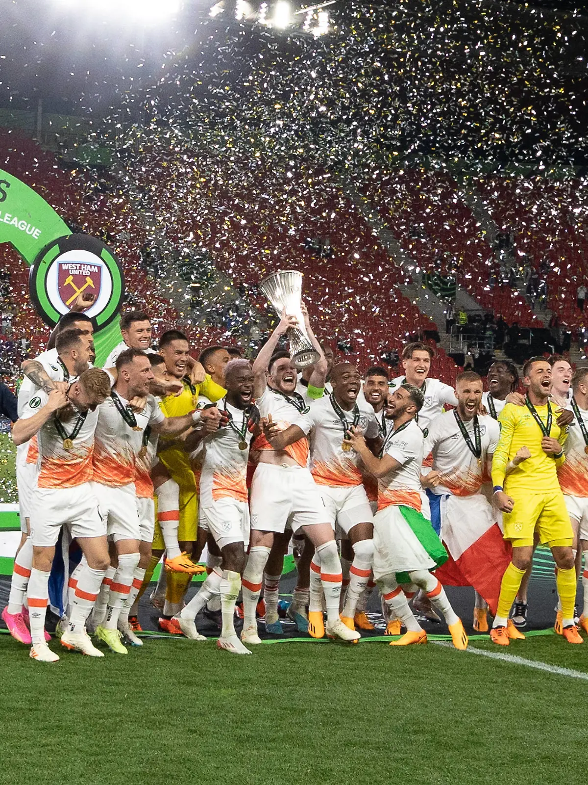 SOCCER - UEFA ECL, Fiorentina vs West Ham PRAGUE,CZECH REPUBLIC,07.JUN.23 - SOCCER - UEFA Europa Conference League, final, ACF Fiorentina vs West Ham United. Image shows the winner West Ham. Keywords: award ceremony. PUBLICATIONxNOTxINxAUTxSUIxSWE GEPAxpictures/xManfredxBinder