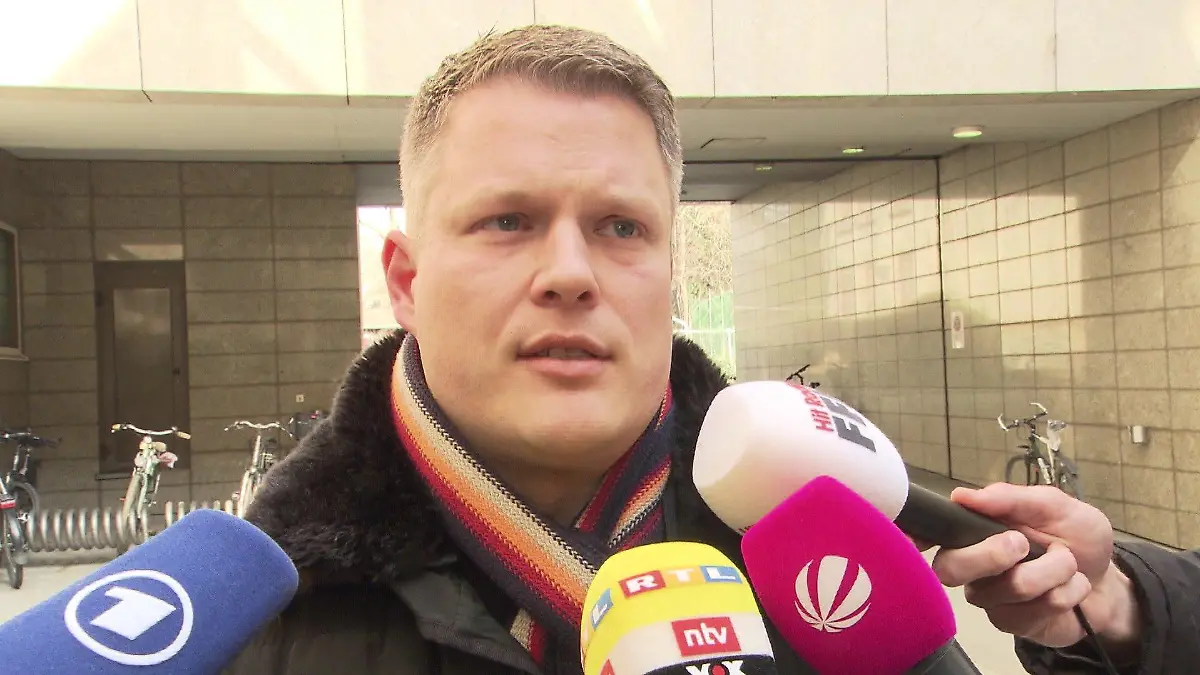 Oliver K., Verlobter des Opfers