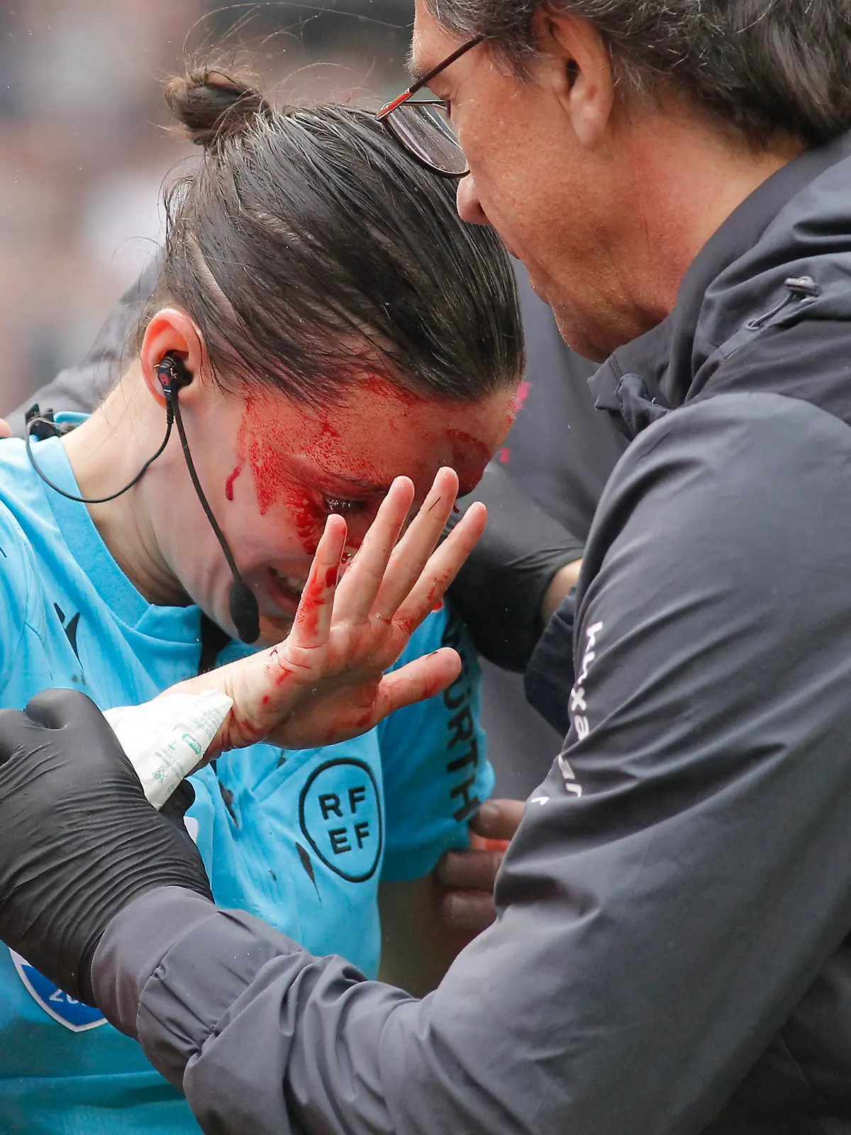 Sevilla, 25/02/2024. Primera Division Spanish League. LaLiga. Benito Villamarin Stadium. Real Betis - Athletic Club. Assistant referee Guadalupe Porras, removed on a stretcher after being hit by a television camera during the match. Photographer: Juan Jose Ubeda/PROSHOTS.