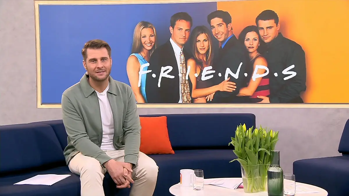 Aniston, Cox & Co.: Tränenreiche "Friends"-Reunion Die ersten Bilder!