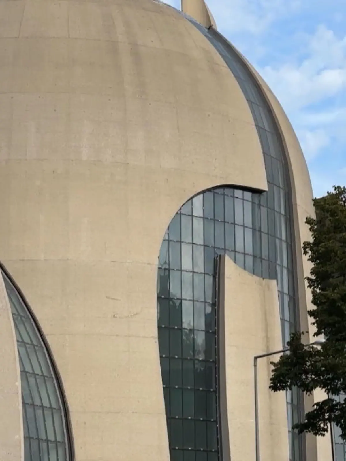 Bild zu: "Muezzin ruft in Köln"