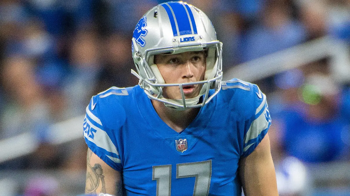 DETROIT, MI - OCTOBER 02: Detroit Lions kicker Dominik Eberle 17 lines for an extra-point during the game between Seattle Seahawks and Detroit Lions on October 2, 2022 at Ford Field in Detroit, MI Allan Dranberg/CSM Detroit United States - ZUMAc04_ 20221002_zaf_c04_173 Copyright: xAllanxDranberg/Csmx
