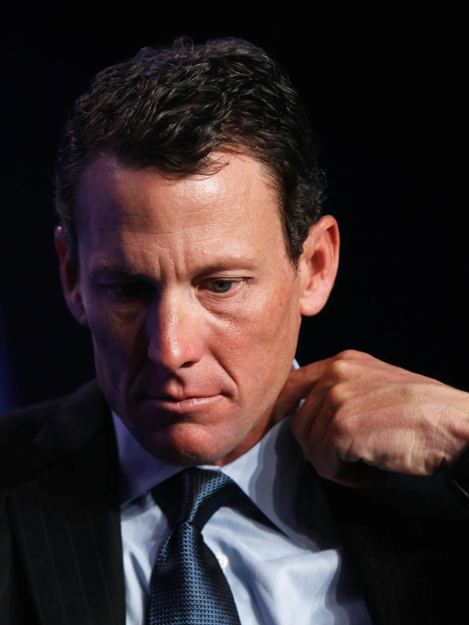 Lance Armstrong, founder of the LIVESTRONG foundation, takes part in a special session regarding cancer in the developing world during the Clinton Global Initiative in New York in this September 22, 2010 file photo.  Lance Armstrong and his team ran the most sophisticated doping programme in sport according to the United States Anti-Doping Agency (USDA) which released its report on the case against the US Postal cycling team October 10, 2012.   REUTERS/Lucas Jackson/Files (UNITED STATES - Tags: POLITICS BUSINESS SPORT)
