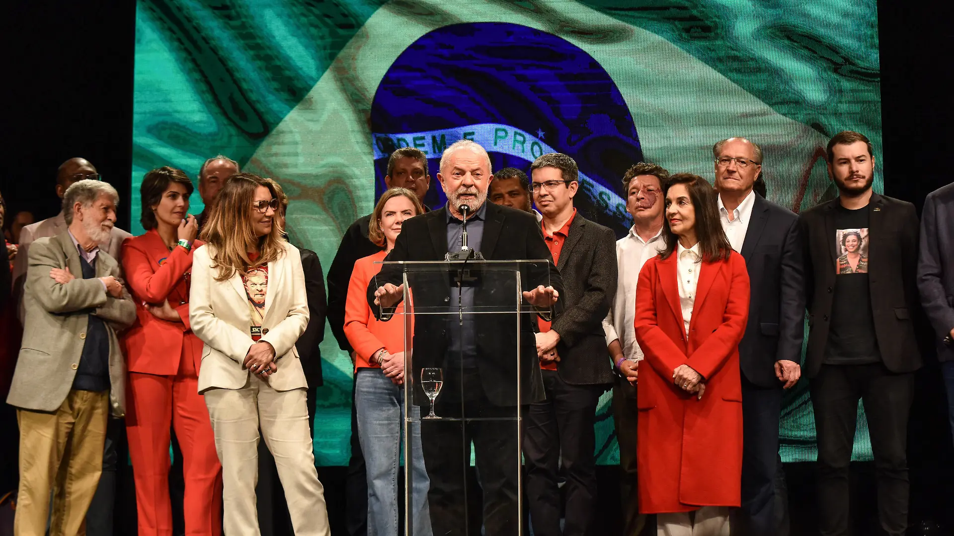 SO PAULO, SP - 02.10.2022: 2022 SP ELECTIONS - Former President Luiz Incio Lula da Silva, PT presidential candidate for the Brasil da Esperana Coalition, PT, PV, PC do B, PSOL, REDE, PSB, Solidariedade, Avante and Agir follows the counting of votes at Novotel Jaragu , in downtown So Paulo, SP this Sunday 2. x2273883x PUBLICATIONxNOTxINxBRA RobertoxCasimiro