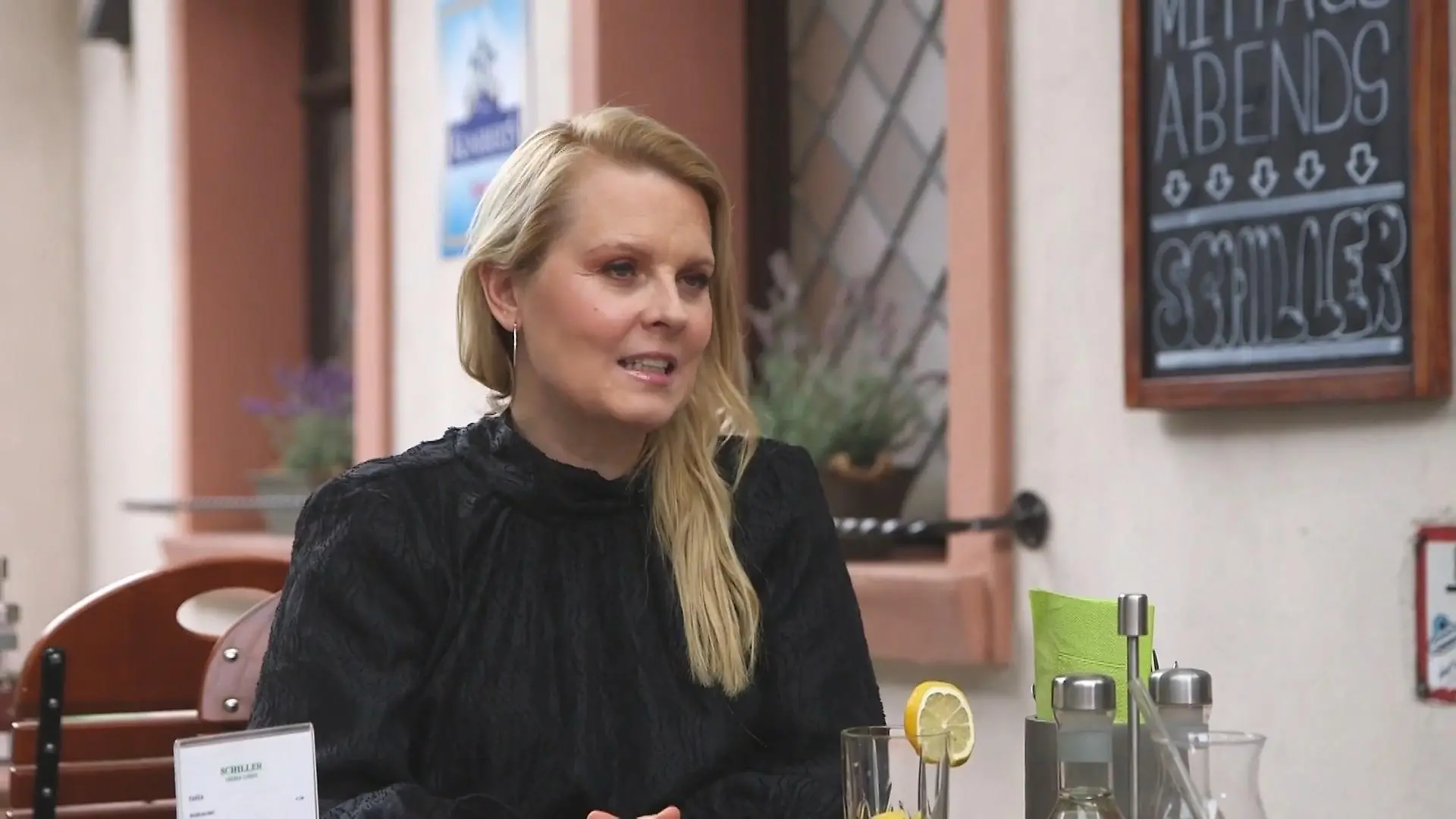 "'Unter uns' ist eine Institution!" Patricia Kelly bei "Unter uns"
