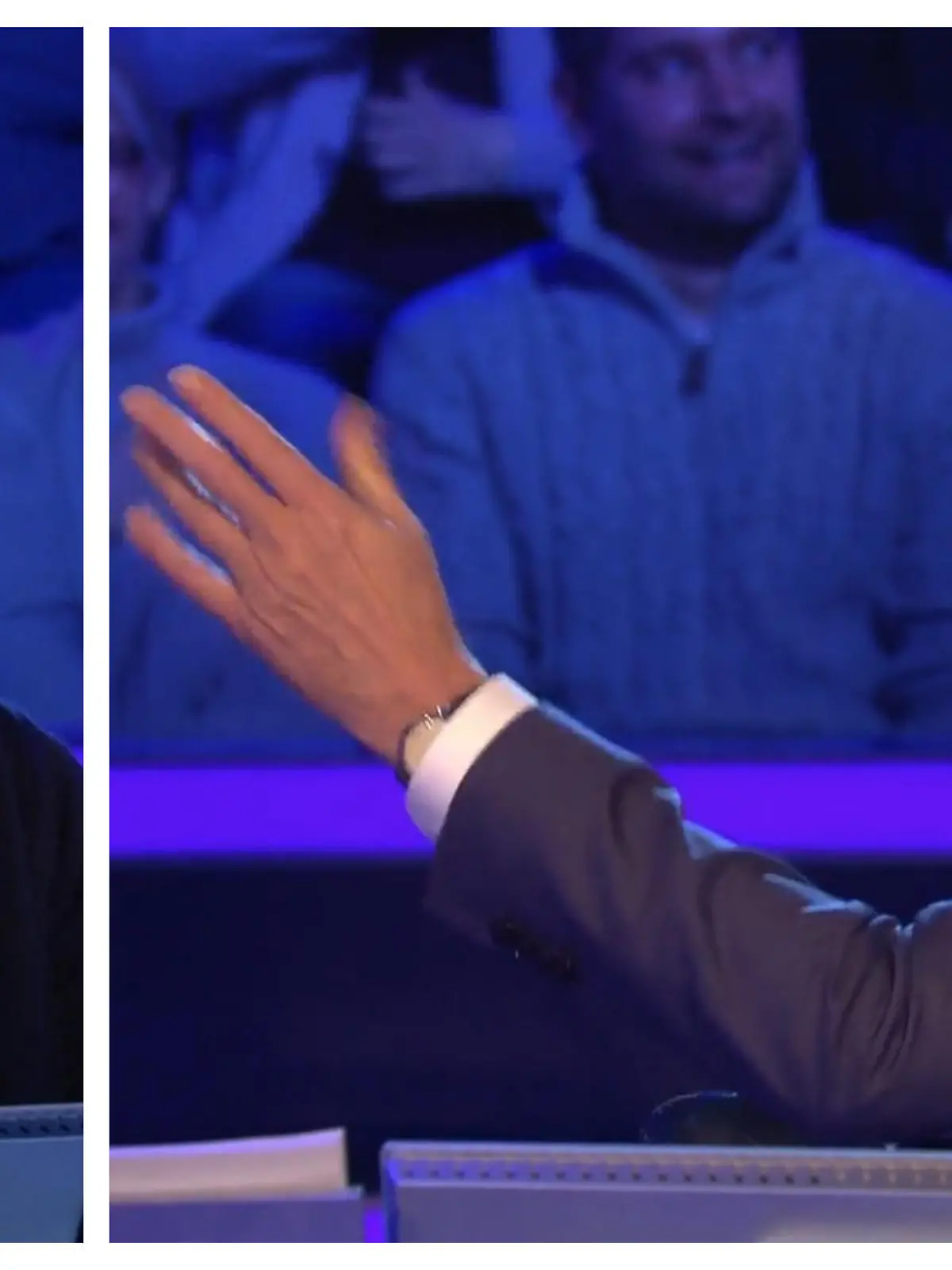 „Wer wird Millionär?“-Kandidat Sebastian Wilkens freut sich und auch die Lacher des Publikums hat Moderator Günther Jauch auf seiner Seite, als er versehentlich eine Frage zu früh auflöst.