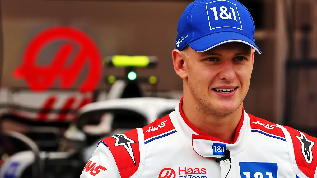 Mick Schumacher (GER) Haas F1 Team.
29.09.2022. Formula 1 World Championship, Rd 17, Singapore Grand Prix, Marina Bay Street Circuit, Singapore, Preparation Day.
- www.xpbimages.com, EMail: requests@xpbimages.com © Copyright: Batchelor / XPB Images / action press