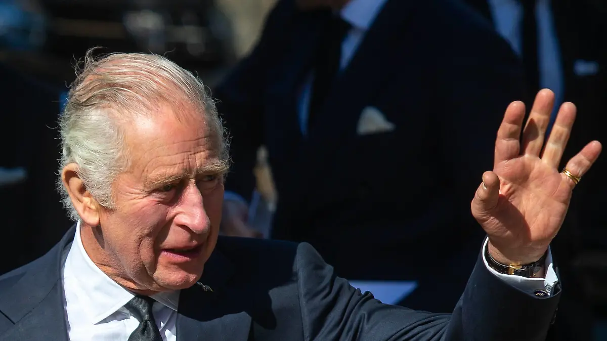 September 17, 2022, London, England, United Kingdom: King CHARLES III arrives at Metropolitan Police Service Special Operation Room SOR Lambeth HQ, London. London United Kingdom - ZUMAs262 20220917_zip_s262_027 Copyright: xTayfunxSalcix