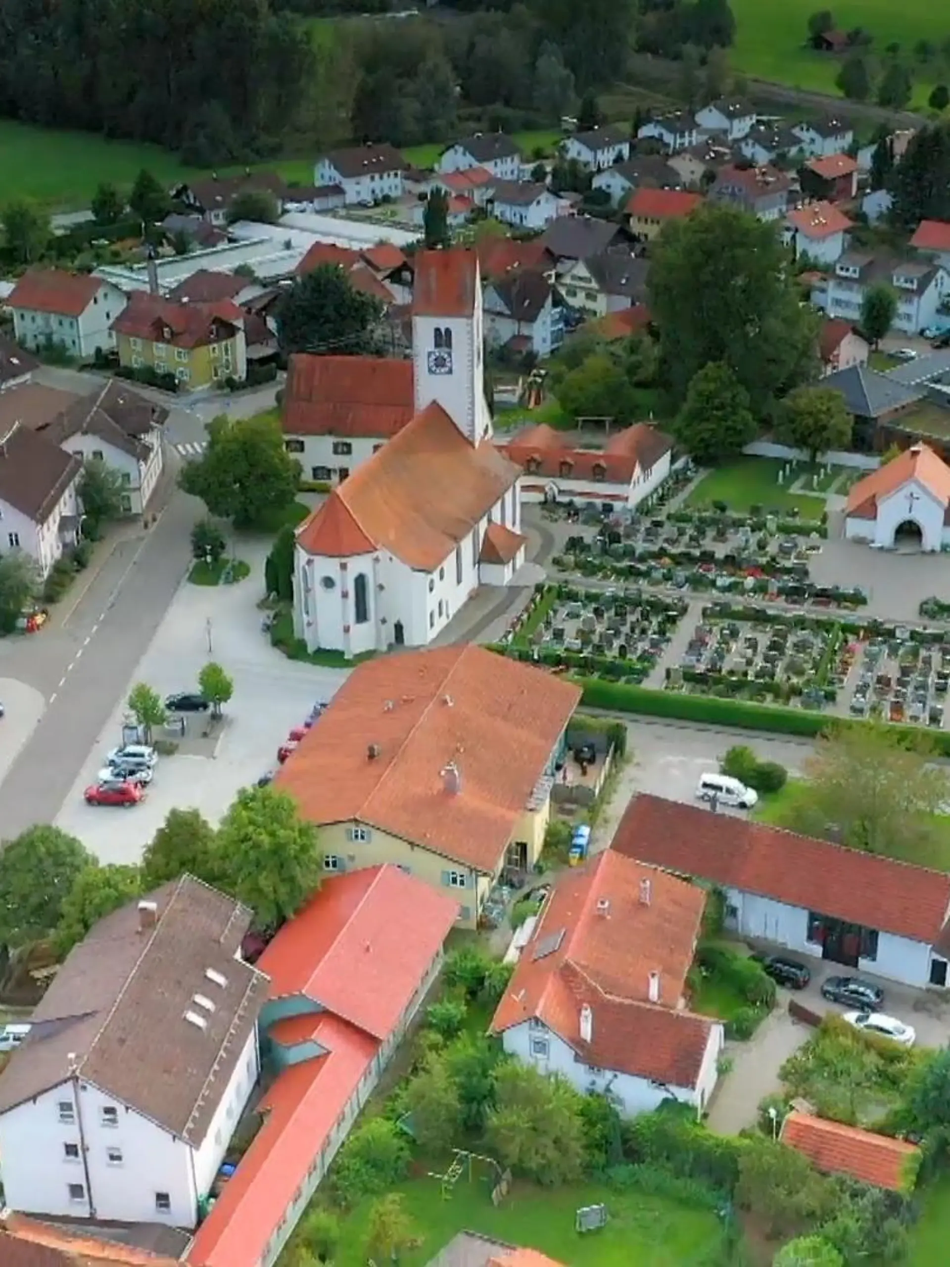Bild zu: "Dorf blickt Winter gelassen entgegen"