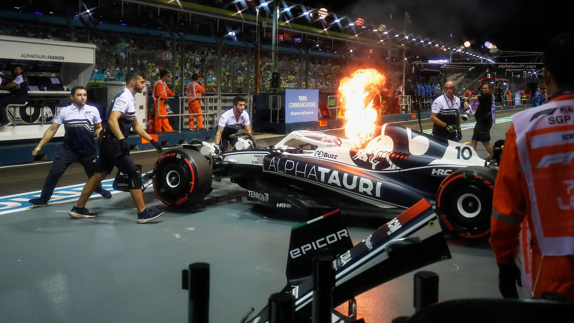 Pierre Gasly's car catches fire at the Formula One Singapore Grand Prix at Marina Bay Circuit on 30/09/2022, in Marina Bay, Singapore.
Photo by Zak Mauger/Motorsport Images. * Editorial use only to German and UK newspapers and non-motor racing or automotive publications or digital platforms. *
Pictured: Pierre Gasly
Ref: SPL5489931 300922 NON-EXCLUSIVE
Picture by: Motorsport Images / SplashNews.com
Germany Rights, United Kingdom Rights