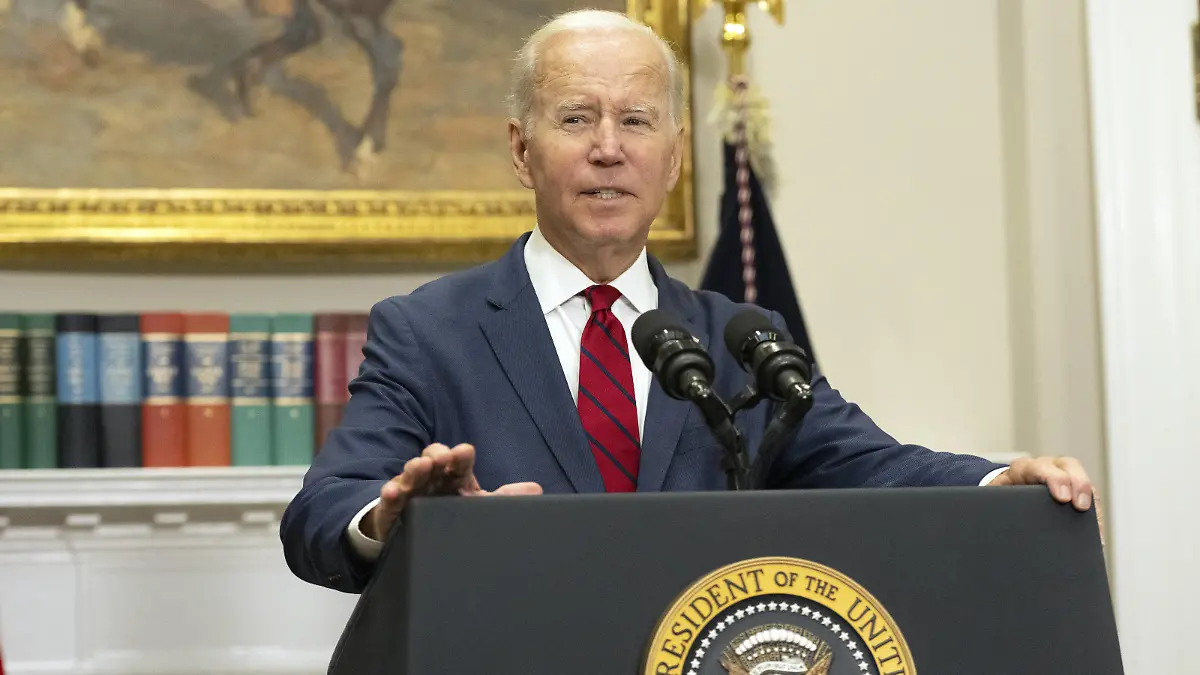 United States President Joe Biden delivers remarks on the DISCLOSE Act, which would require organizations spending money in elections, including super PACs and 501c4 dark money groups, to promptly disclose donors who have given $10,000 or more during an election cycle, in the Roosevelt Room of the White House in Washington, DC on Tuesday, September 20, 2022. PUBLICATIONxINxGERxSUIxAUTxHUNxONLY WAX20220920853 RonxSachs