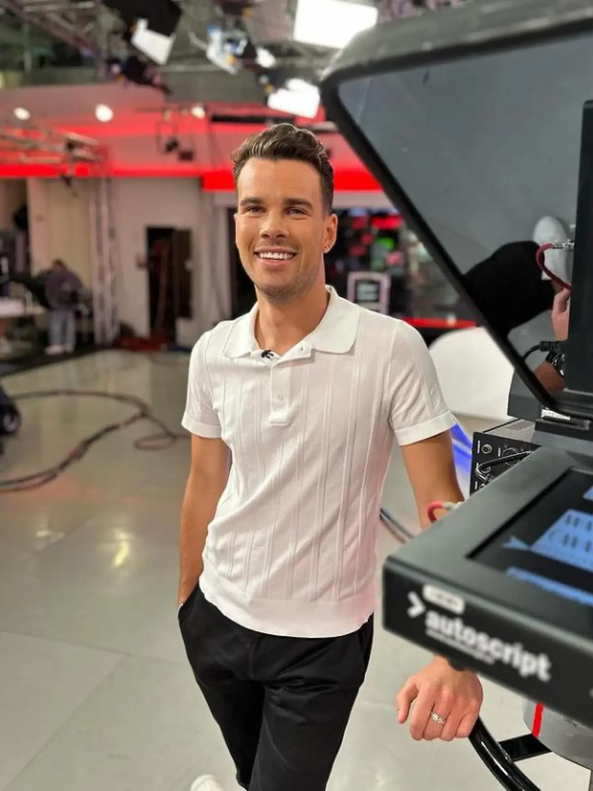 Ein Arbeiter macht in Sydney am Mittwoch (21. Februar) eine grausige Entdeckung: In einem Mülleimer findet er einen Haufen blutdurchtränkte Kleidungsstücke. Sie gehören dem Ex-TV-Moderator Jesse Baird und seinem Partner, Flugbegleiter Luke Davies.
