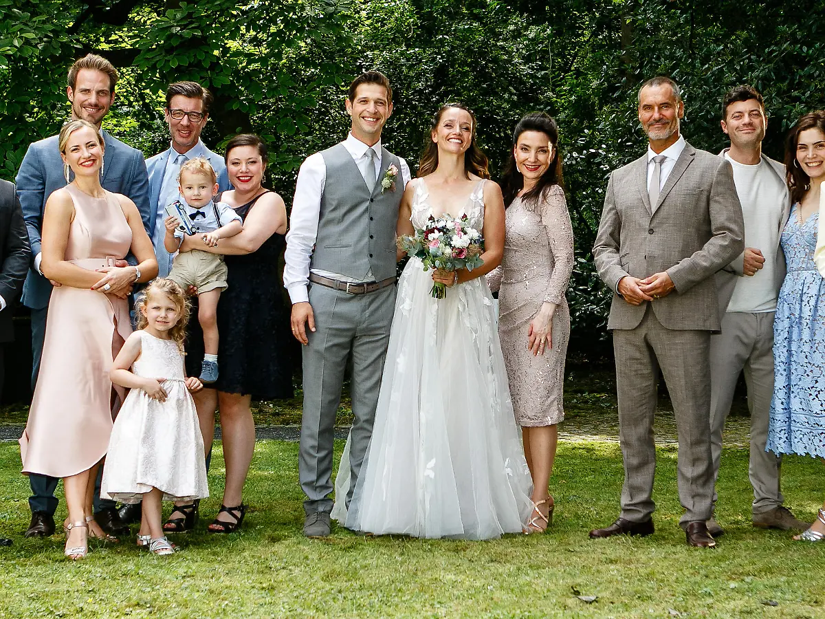 Alles was zählt“ auf RTL+: AWZ-Folgen vorab und im RTL-Livestream online  sehen