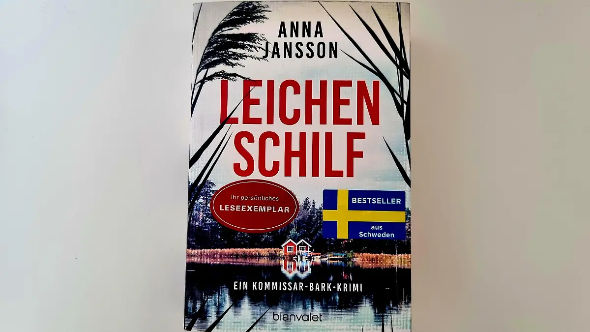 Das Buchcover auf dem eine schwedische Landschaft zu sehen ist.