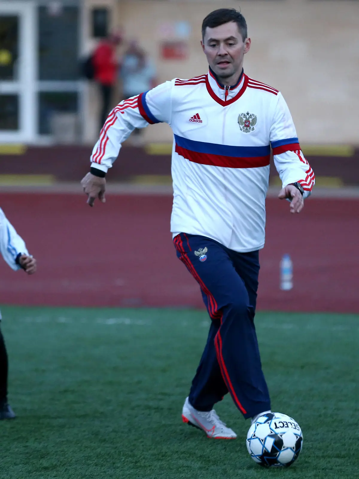 SOCHI, RUSSIA - MARCH 26, 2021: Diniyar Bilyaletdinov R, an ex-player of the Russian men s national football team, takes part in a football tournament for people with disabilities held as part of the Football for Everyone project at a gym of Gymnasium No 8. Dmitry Feoktistov/TASS PUBLICATIONxINxGERxAUTxONLY TS0FAA35