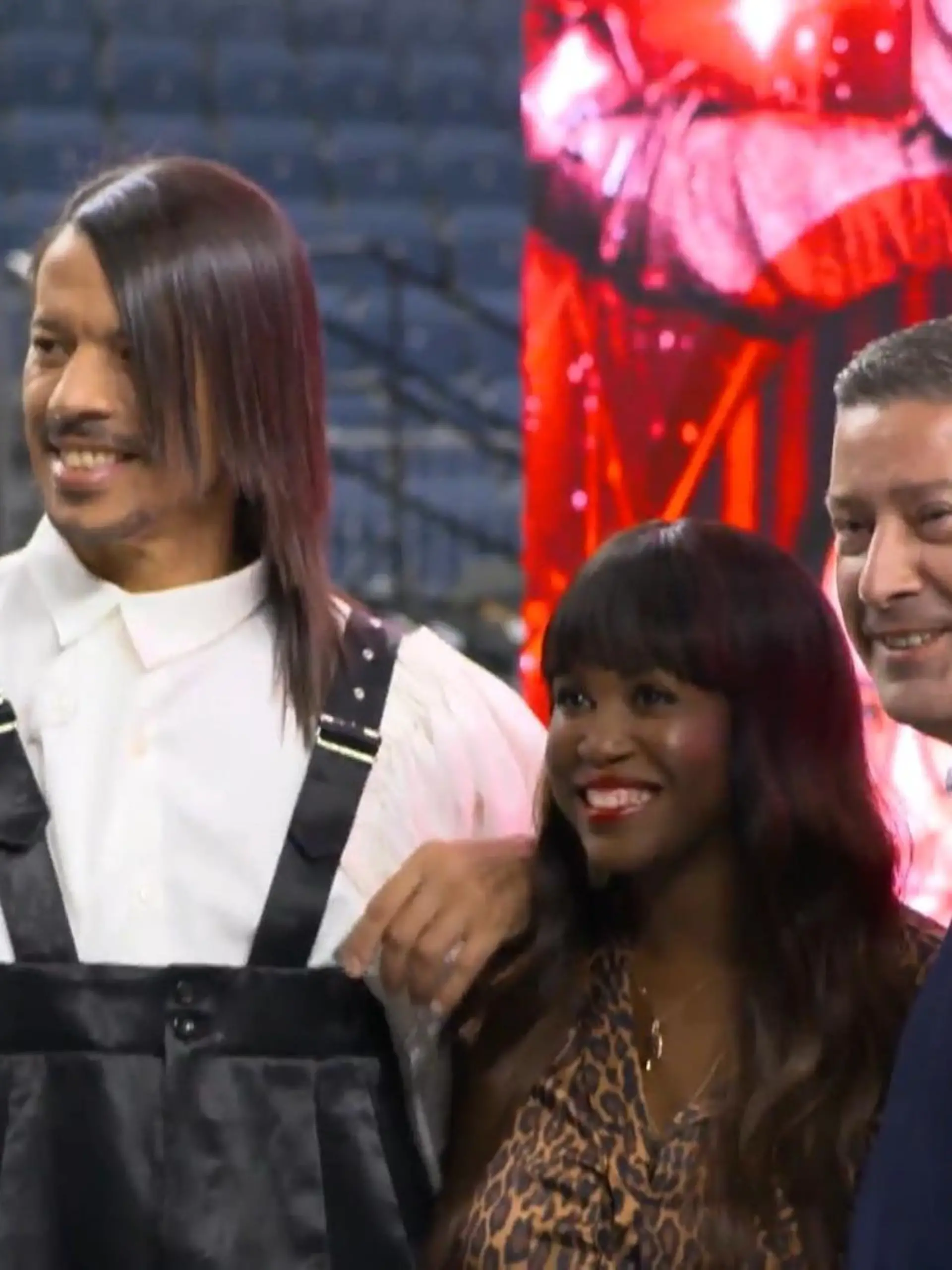 Joachim Llambi ist für seine Strenge in der Jury von Let's Dance bekannt. In unserem Interview ist er aber in Plauderlaune und verrät das ein oder andere Geheimnis der Tanz-Jury. Da gibt es übrigens auch in naher Zukunft ein Wiedersehen: die Let’s Dance-Livetour startet und im November wird in der Frankfurter Festhalle getanzt.