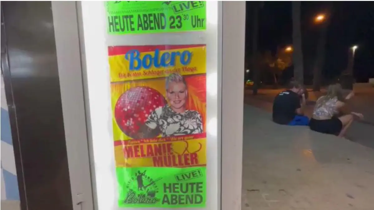 Melanie Müller Plakat am Bolero