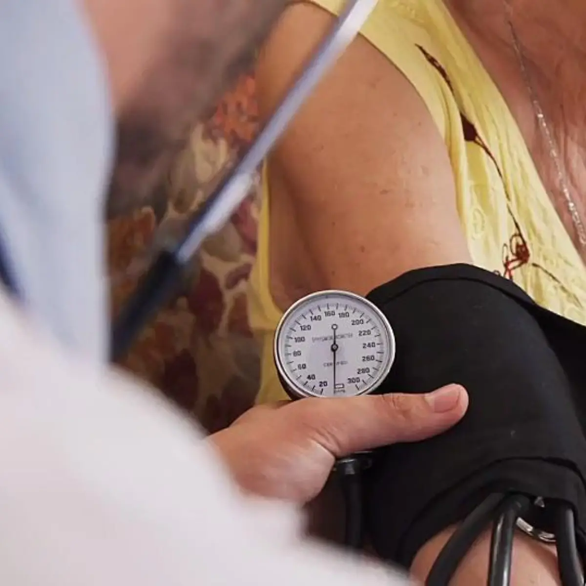 Manometer Logo von Manometer