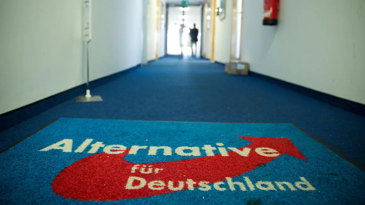 ARCHIV - 24.06.2016, Berlin: Blick in die Bundesgeschäftsstelle der Alternative für Deutschland (AfD). Die Berliner Staatsanwaltschaft hat am Mittwoch nach Angaben der AfD die Räume ihrer Bundesgeschäftsstelle in Berlin durchsucht. Einem Parteisprecher zufolge geht es dabei vor allem um ein Ermittlungsverfahren gegen den ehemaligen Parteivorsitzenden Meuthen im Zusammenhang mit früheren Rechenschaftsberichten. Foto: picture alliance / dpa +++ dpa-Bildfunk +++