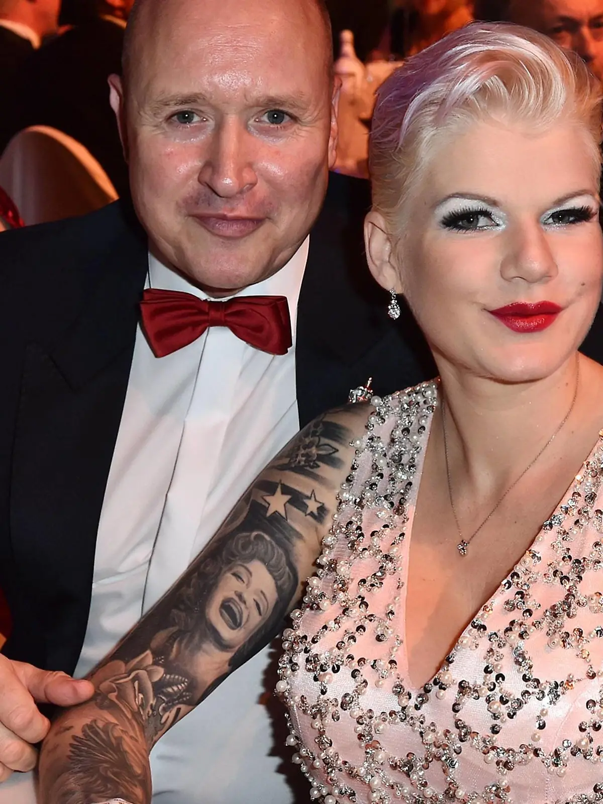 Melanie Müller und ihr Ehemann Mike Blümel beim Leipziger Opernball am 4.11.2017 in Leipzig Leipziger Operball 2017 *** Melanie Mueller and her Husband Mike Blümel the Leipzig Opera Ball at 4 11 2017 in Leipzig Leipzig Opera Ball 2017 PUBLICATIONxINxGERxSUIxAUTxONLY  