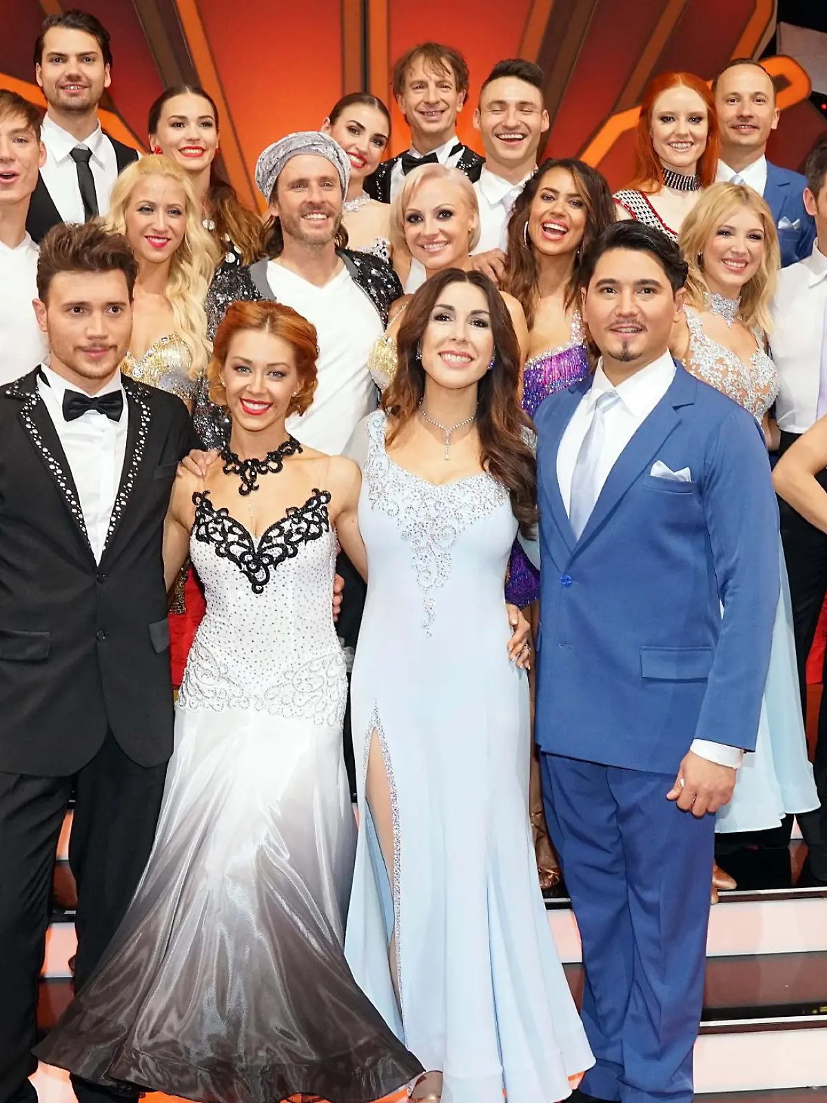 Mit diesen 14 Paaren startet am 16. März 2018 die elfte Staffel von "Let´s Dance".

Verwendung der Bilder für Online-Medien ausschließlich mit folgender Verlinkung:'Alle Infos zu 'Let's Dance' im Special bei RTL.de: http://www.rtl.de/cms/sendungen/lets-dance.html
