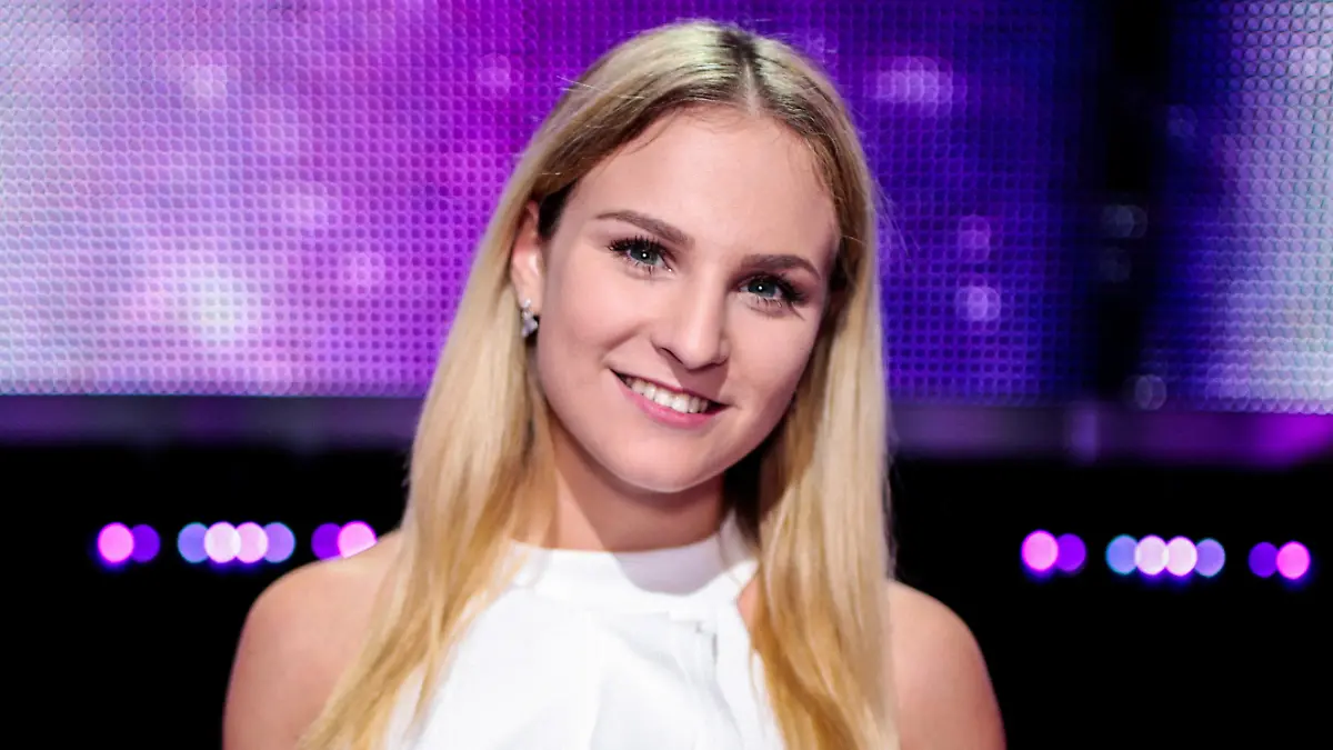 VANESSA S.jpg