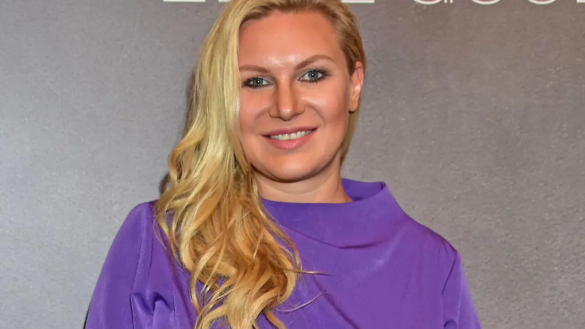 Ellie Goulding for Deichmann Launch Event at MC Motors Venue.

Featuring: Magdalena Brzeska
Where: London, United Kingdom
When: 28 Feb 2017
Credit: AEDT/WENN.com