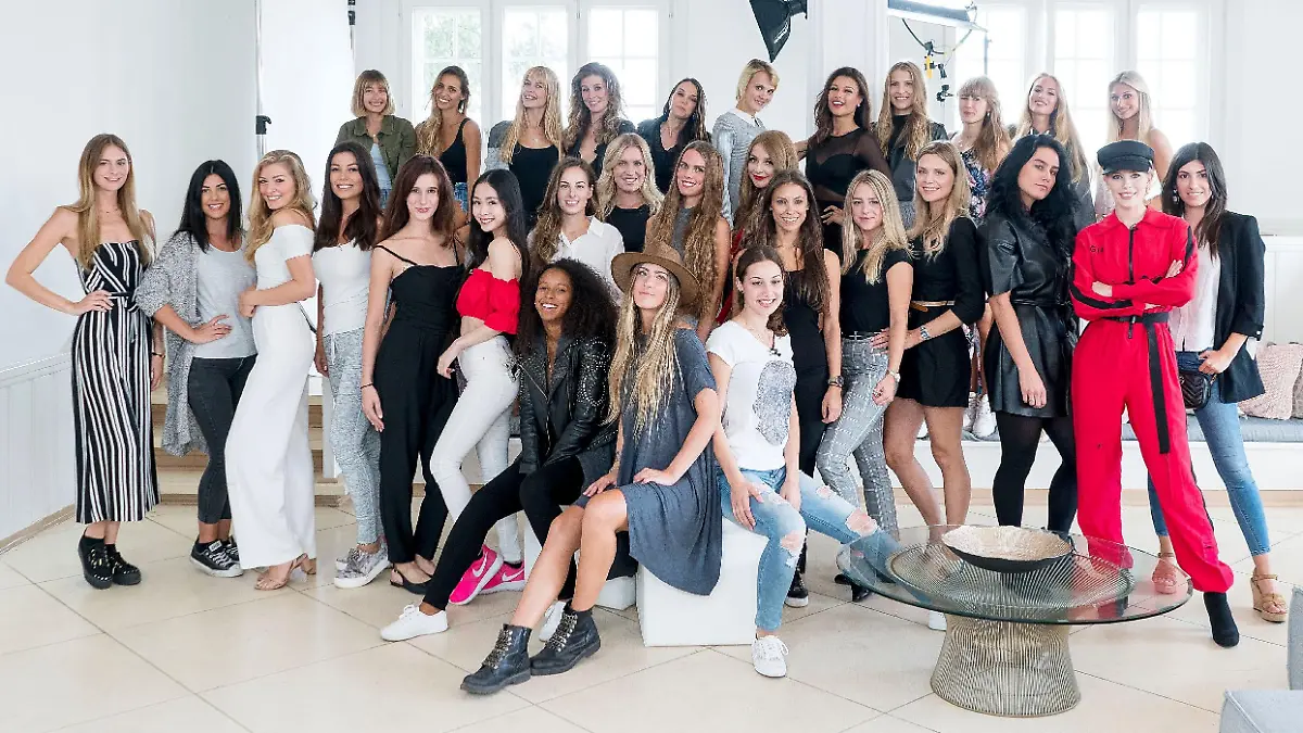 Für ihre Dessous- und Bademodenkollektion 'Sylvie Designs' sucht Sylvie jetzt ihre neue Markenbotschafterin. Aus unzähligen Bewerbungen hat Sylvie deshalb 30 Models zum Casting nach Hamburg eingeladen. 