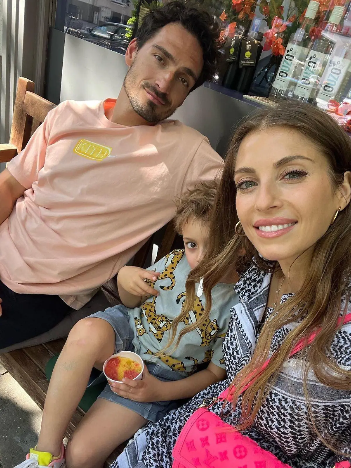 Cathy Hummels mit Ehemann Mats und Söhnchen Ludwig